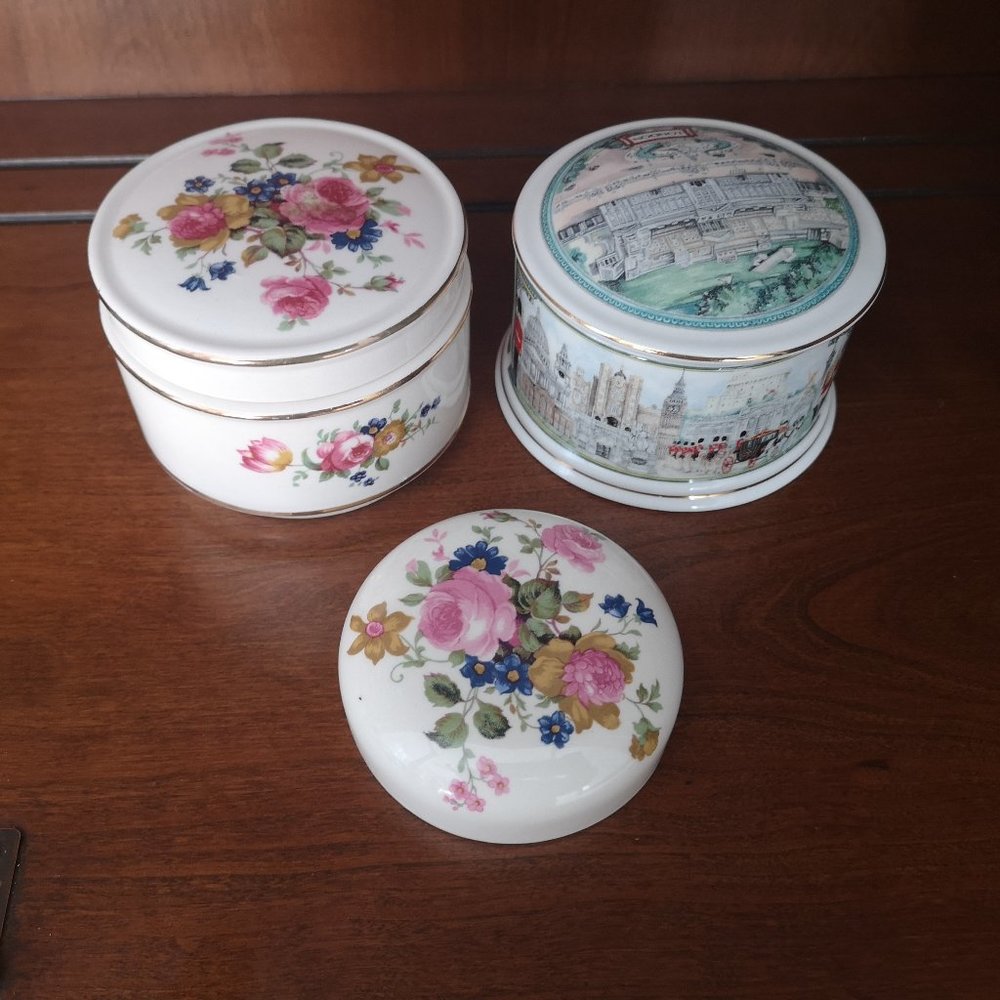 Sadler vintage porcelain trinket boxes